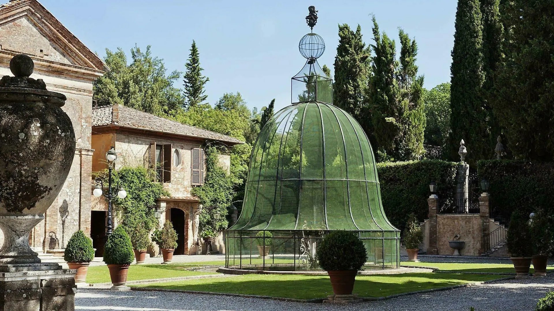 ***** Hotel Relais La Suvera Pievescola Italy